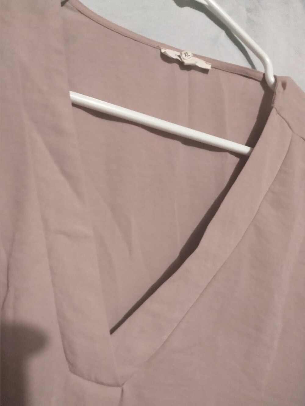 Maurices Blouson Sleeve V-Neck Top - Dusty Pink - Picture 3 of 5